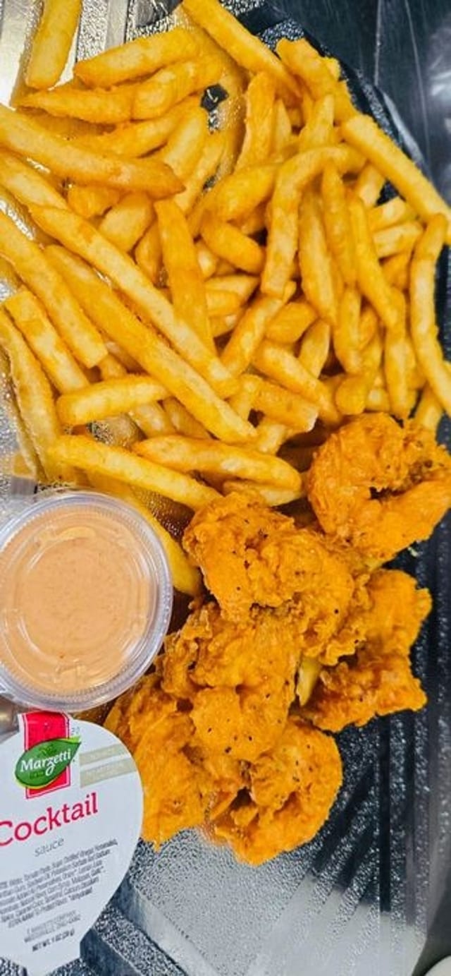 Chicken Tenders with Fries (5 Pcs)